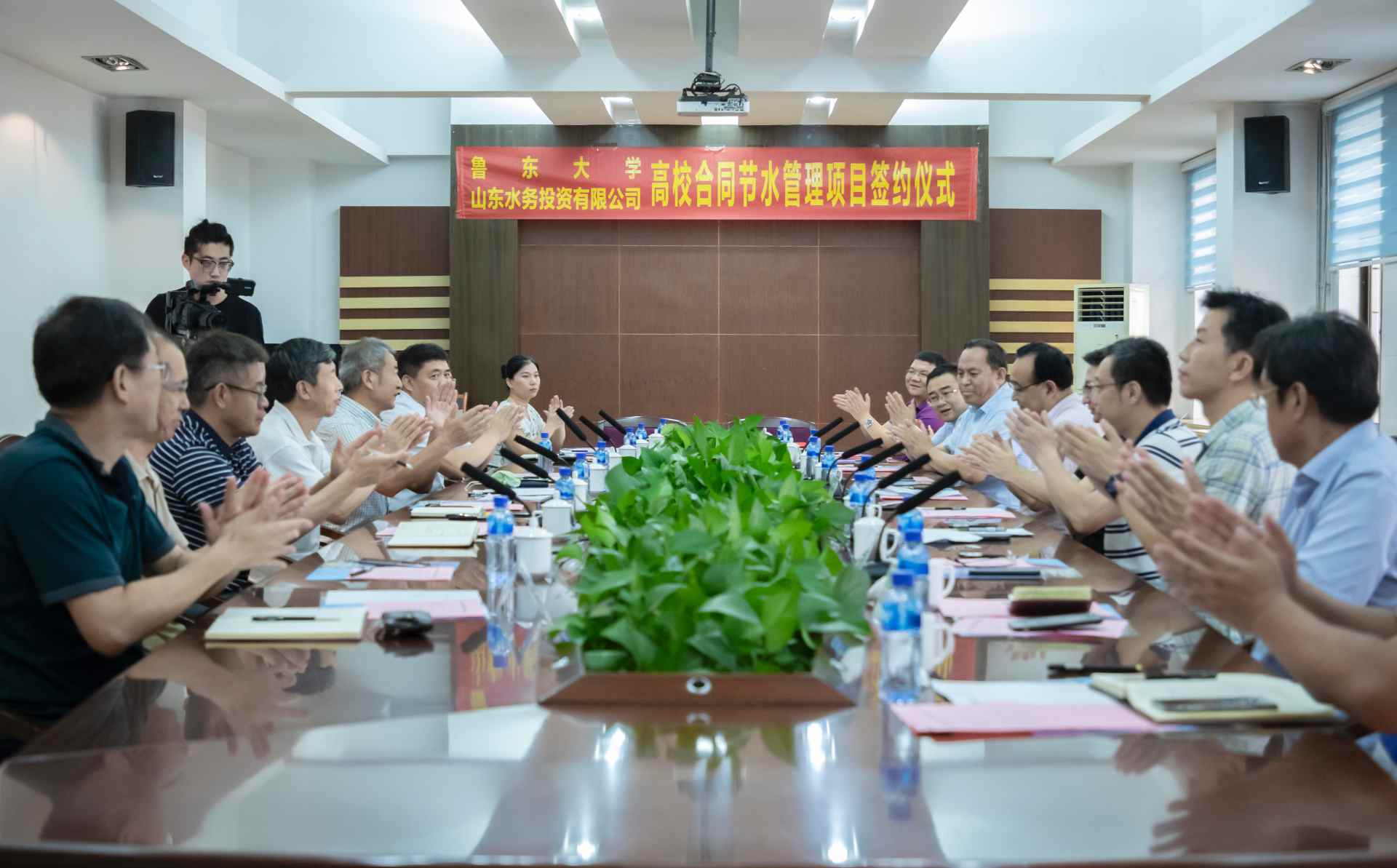 �����֡�(�й���)���޹�˾����