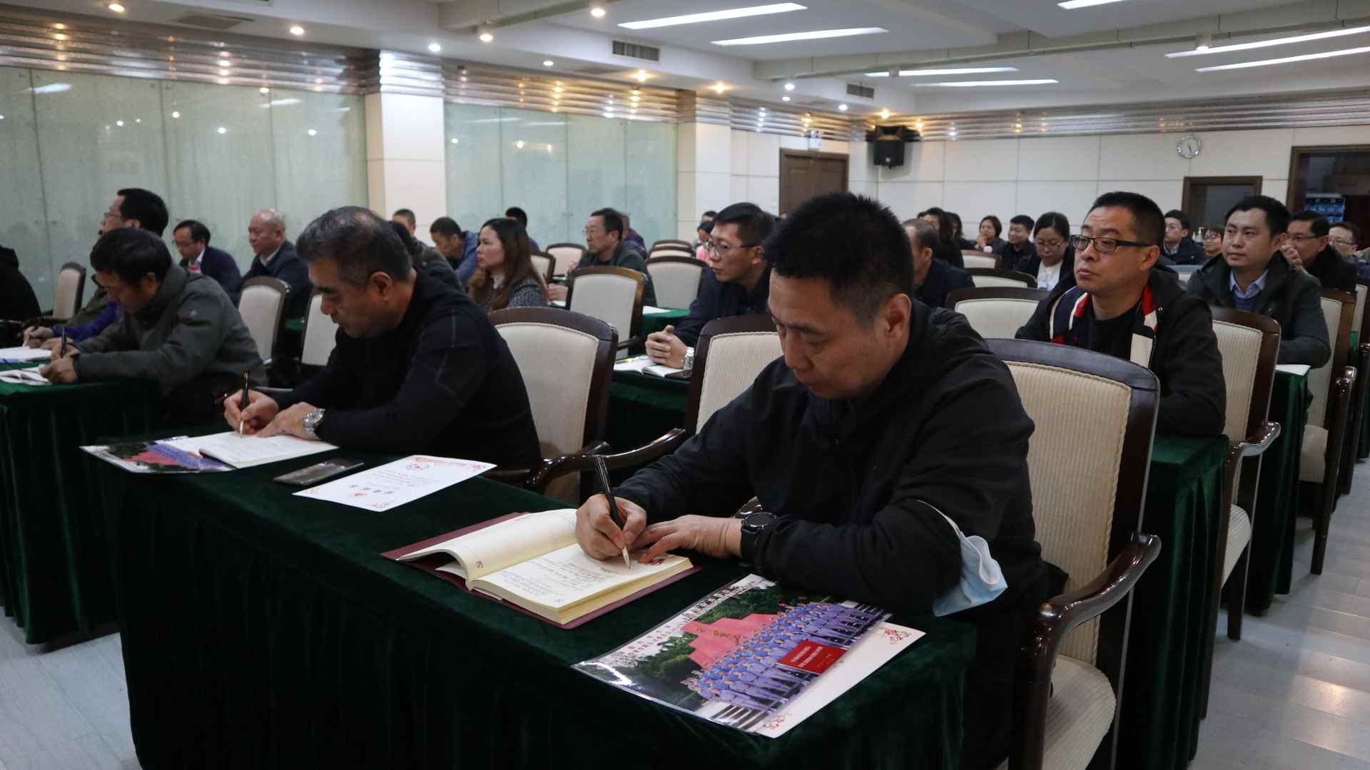 �����֡�(�й���)���޹�˾����