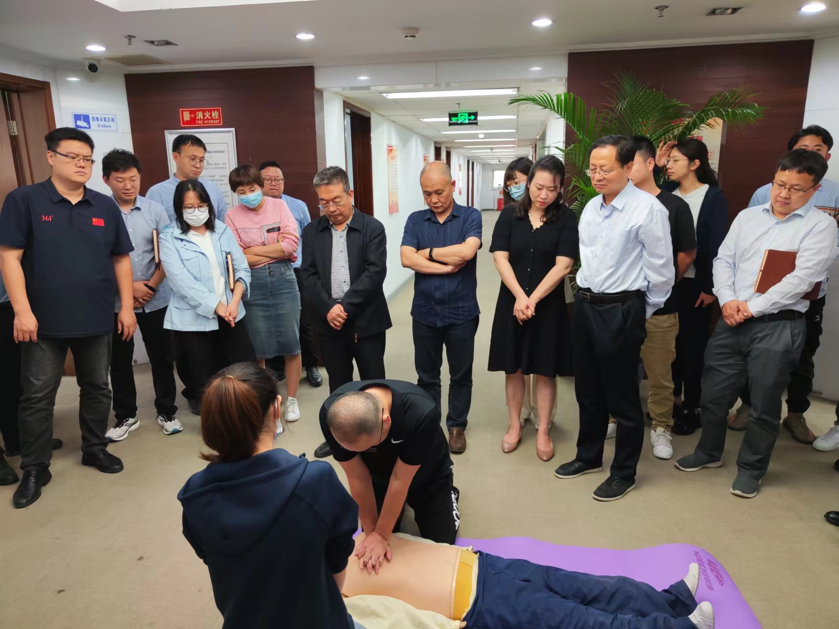 �����֡�(�й���)���޹�˾����