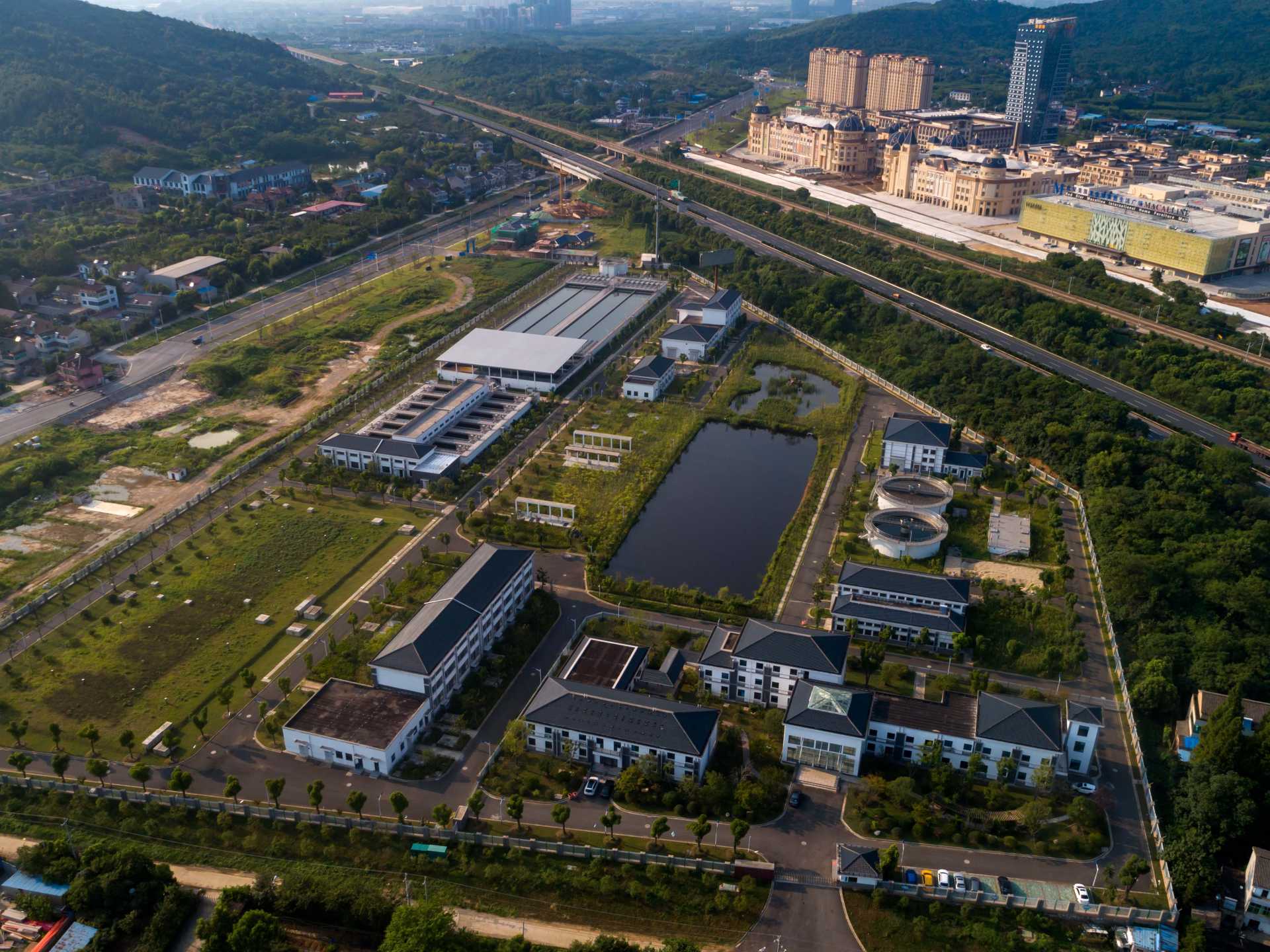 �����֡�(�й���)���޹�˾����